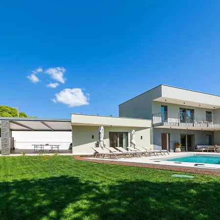Vila Golden Hill Bale